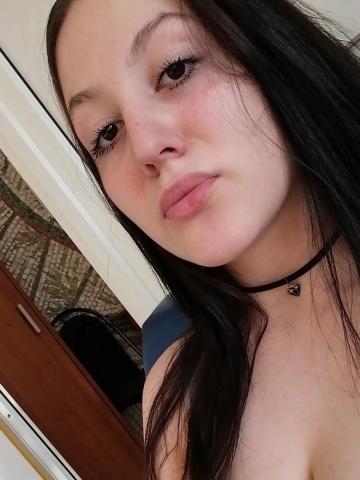 Мила Кудрявая Брюнетка фото 4